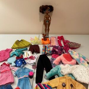 LOL Doll and Clothing Lot